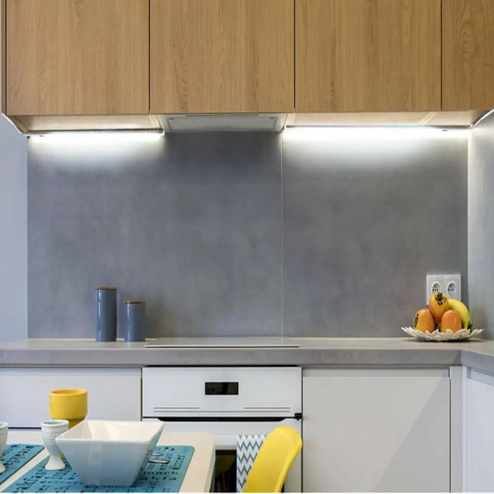 נורות LED אלחוטיות מגנטיות נטענות עם חיישן תנועה