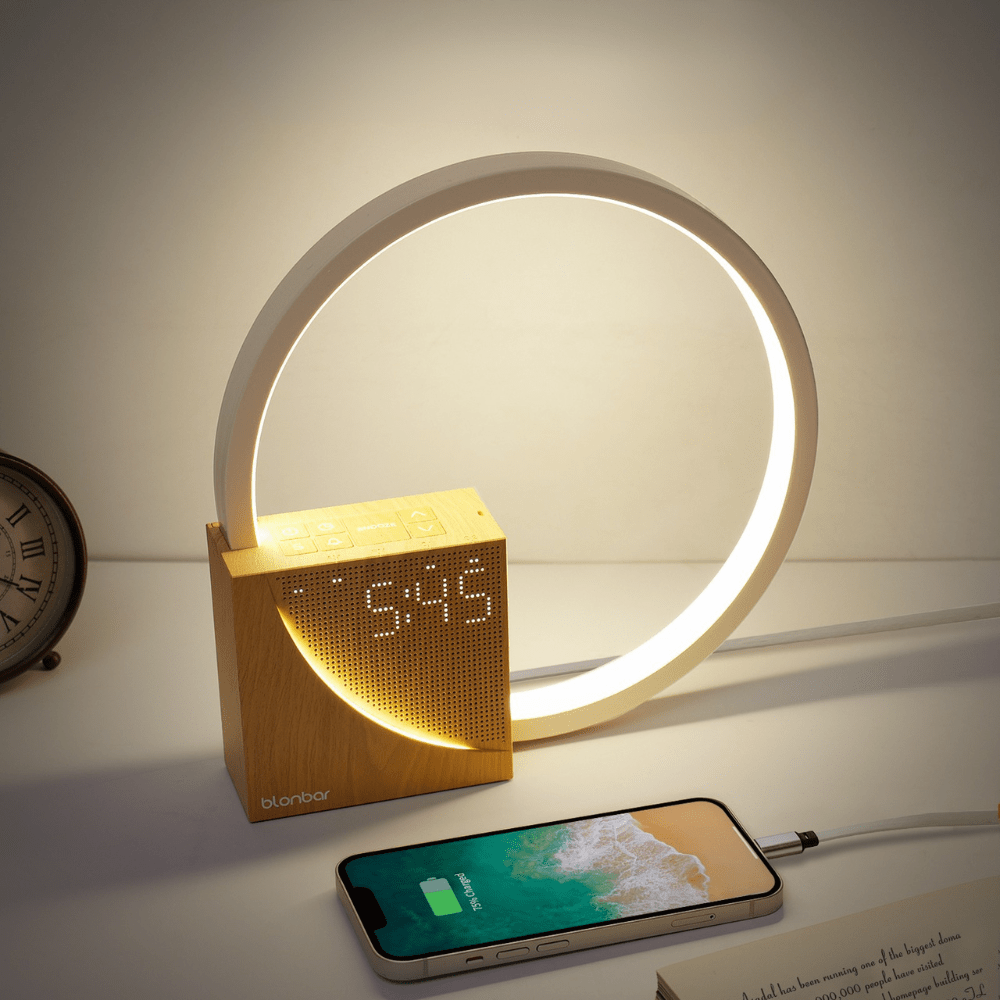 מנורת שולחן חכמה עם שעון מעורר ותאורת זריחה