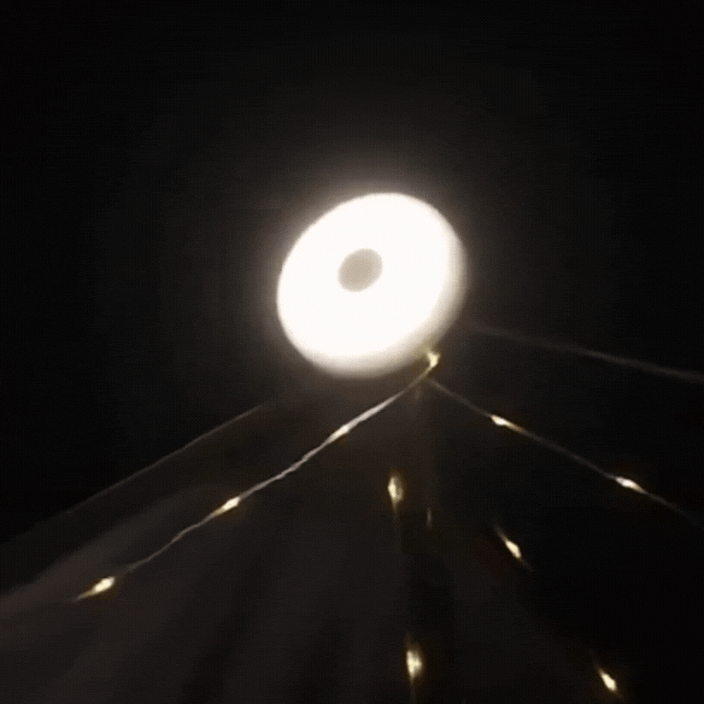 פנס LED נייד עם פס תאורה מובנה