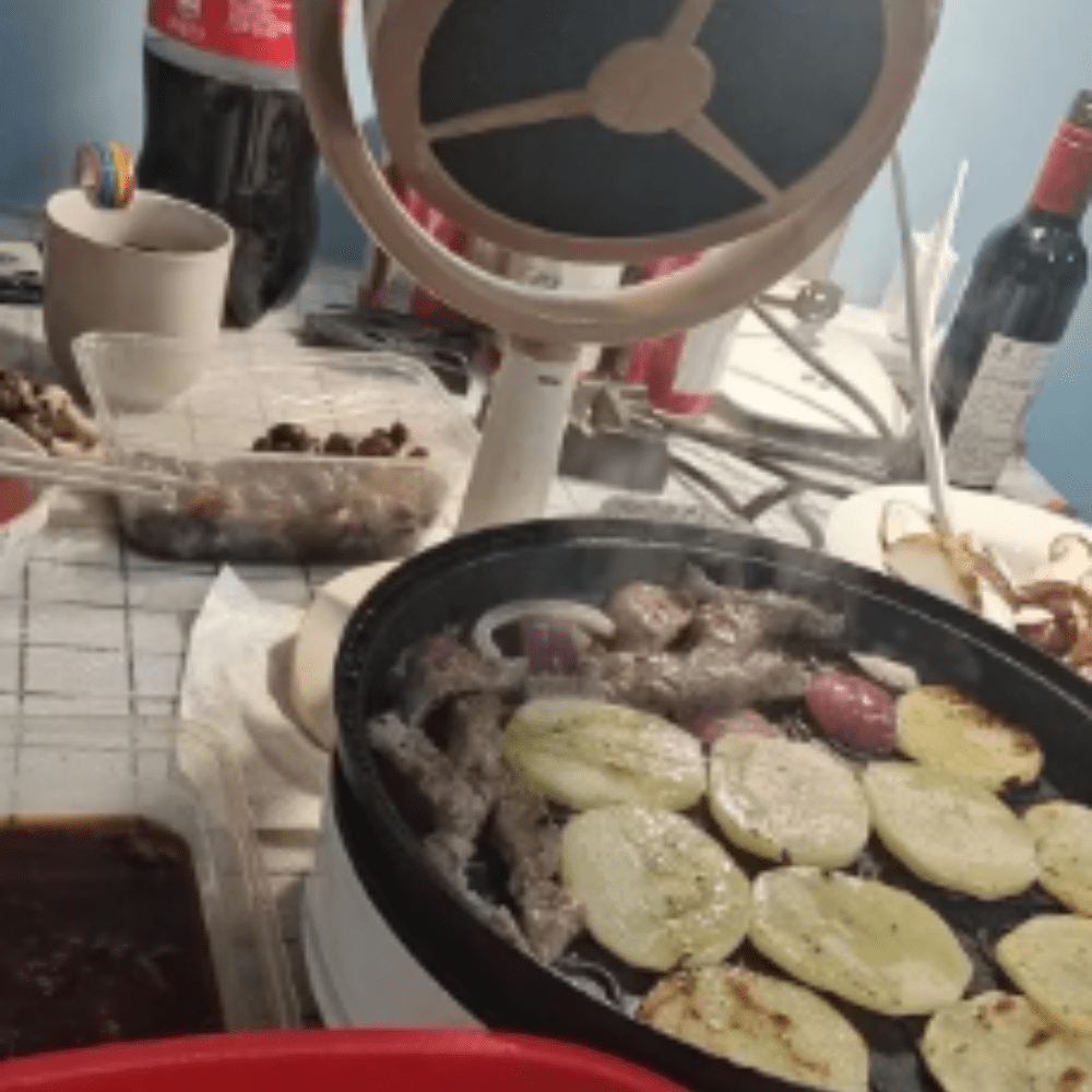 קולט אדים נייד וקומפקטי
